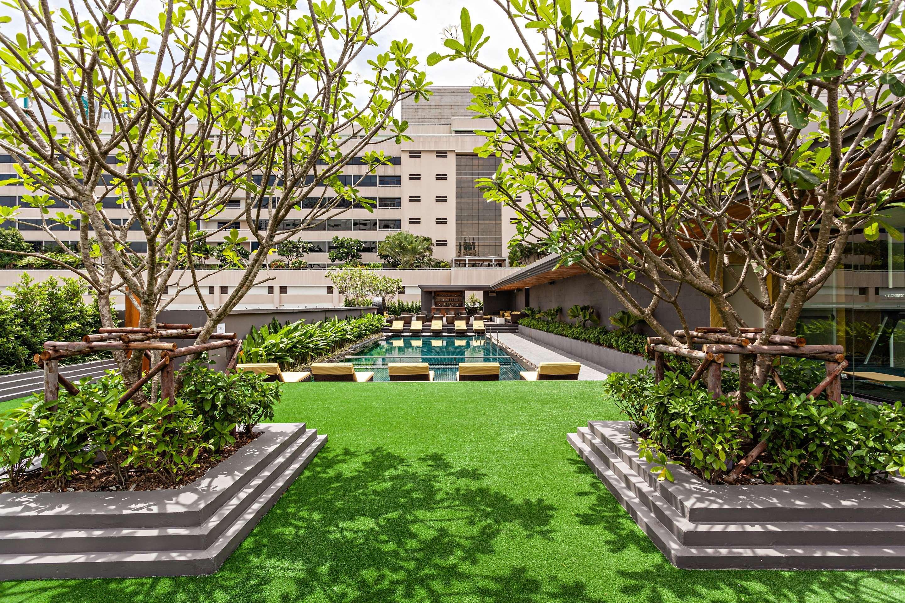 Hyatt Place Sukhumvit 1 4* בנגקוק