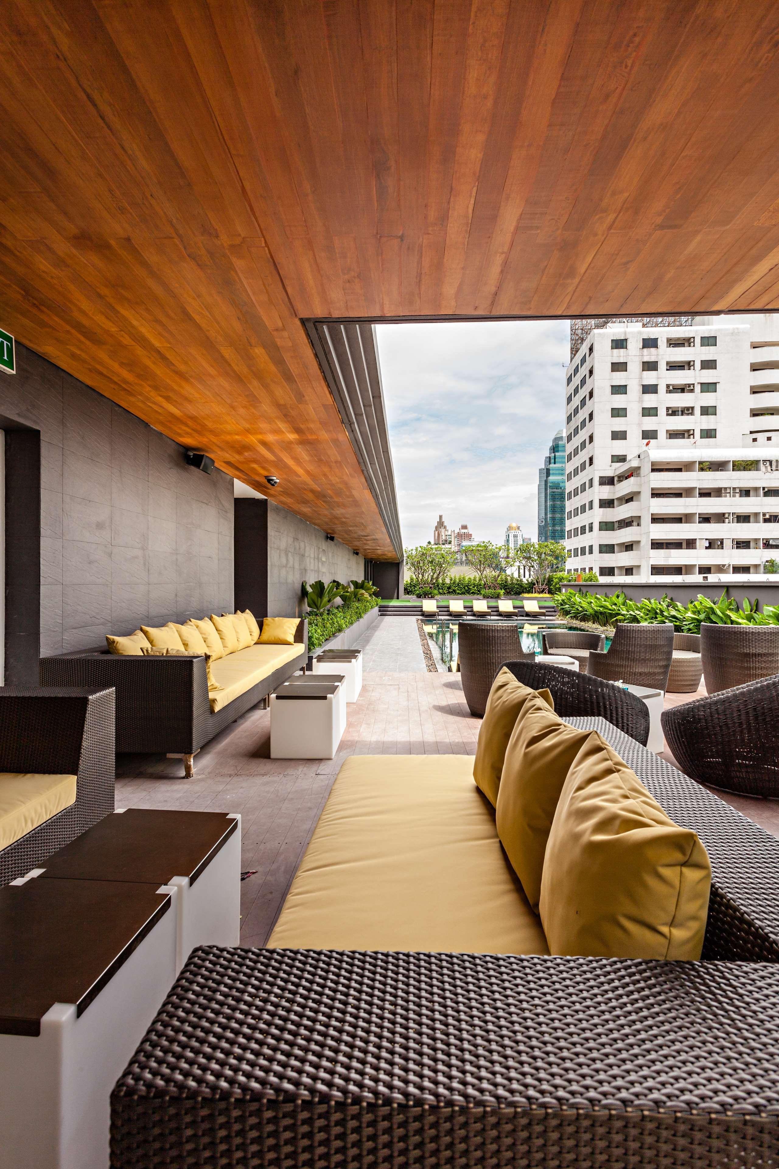 Hyatt Place Sukhumvit 1 מלון