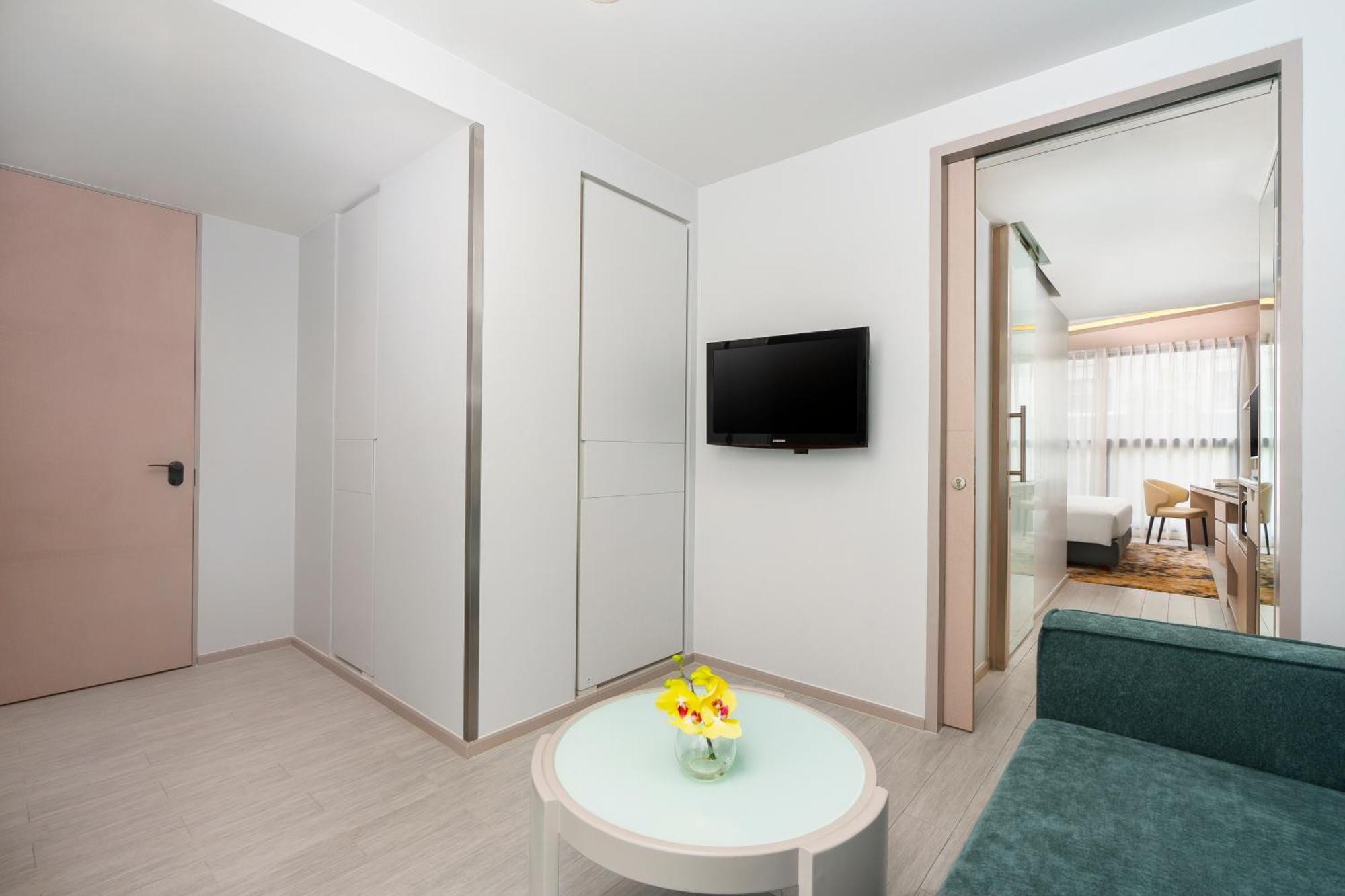 Hyatt Place Sukhumvit 1 4* בנגקוק
