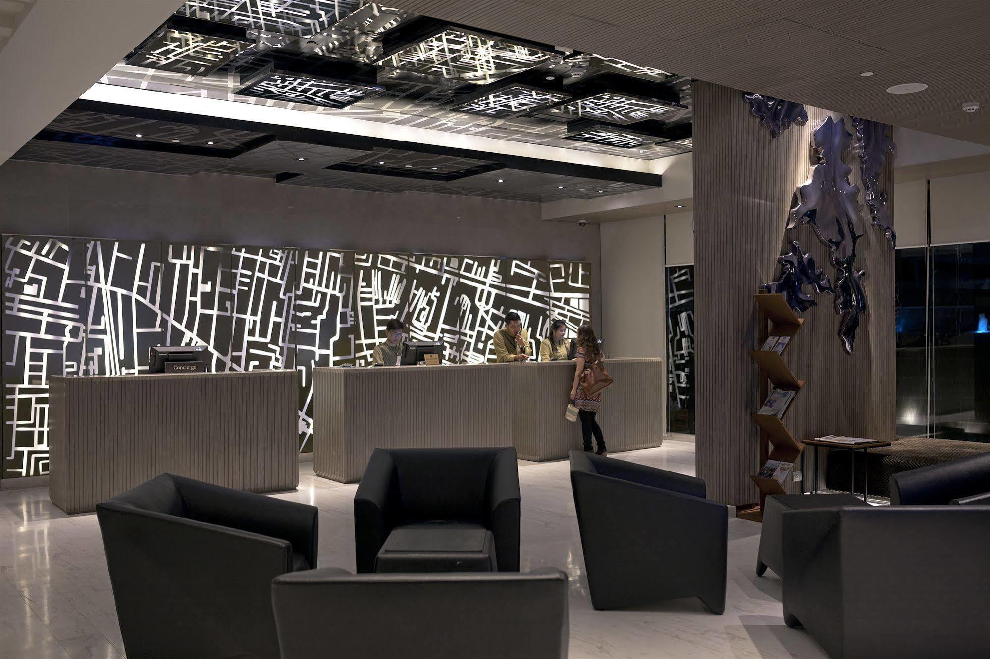 מלון Hyatt Place Sukhumvit 1 4*